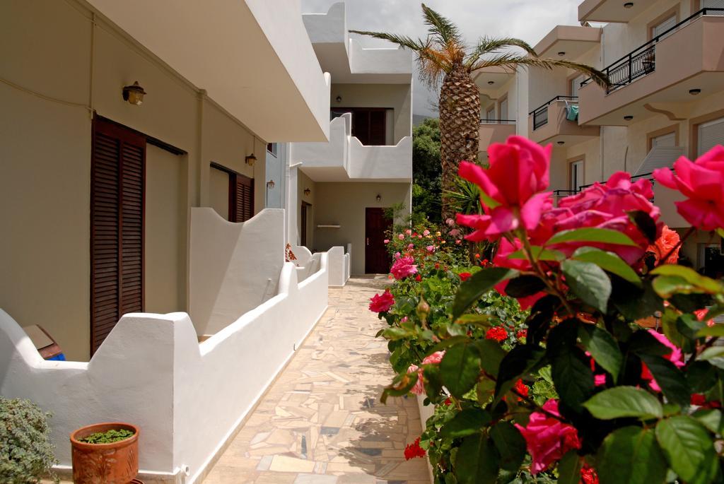 Pension Kyriakos ปลาเกียส ภายนอก รูปภาพ